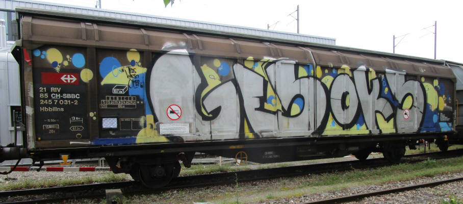 GESOKS SBB-güterwagen graffiti