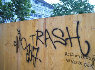 Chiono 2047 graffiti tag und Trash graffiti tag Zrich Wiedikon