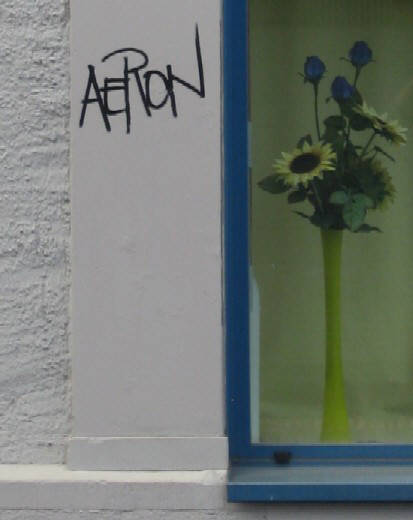 AERON graffiti tag zrich