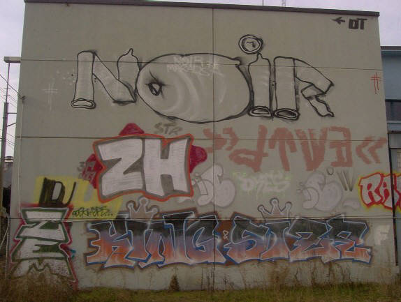 noir graffiti zrich