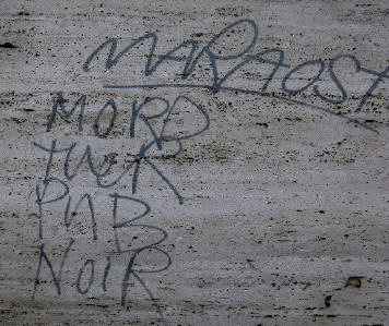 MARAOST graffiti tag MORO PUBER TUER NOIR