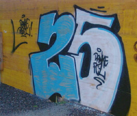 danke fcz graffiti letzigrund zrich -  25 jahre auf den pokal des schweizermeisters gewartet. 2006 wurde es wirklichkeit