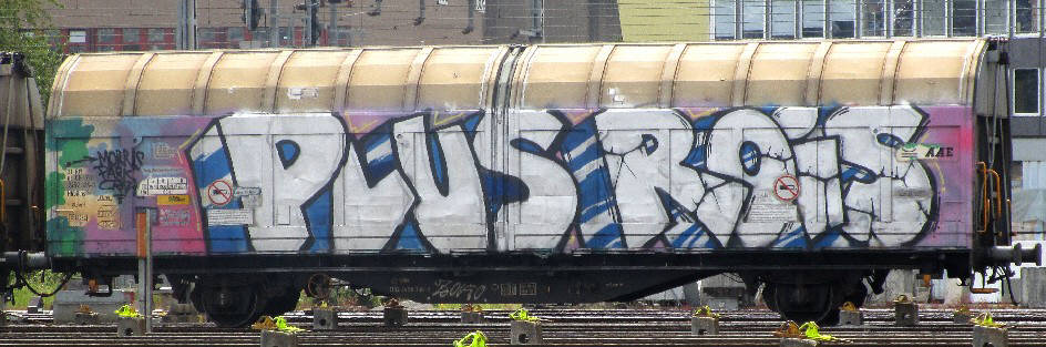 PLUS ROIS freight graffiti