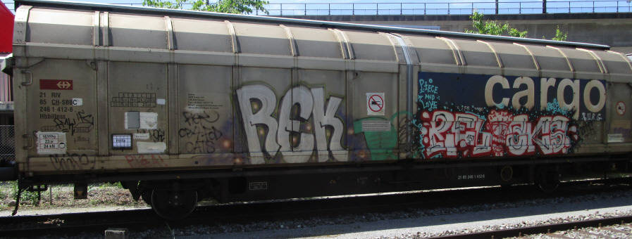 RELAKS  SBB-güterwagen graffiti