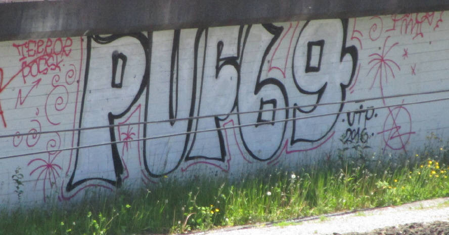 PUF69 graffiti zuerich