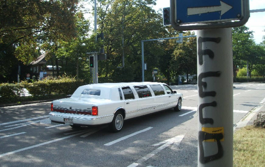 stretch limo in zurich switzerland