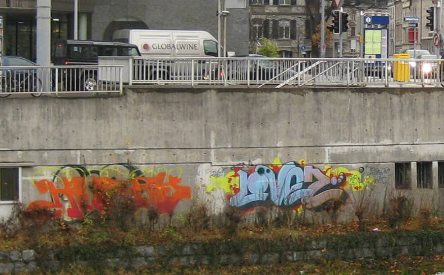 LOVEZ BYS graffiti zrich